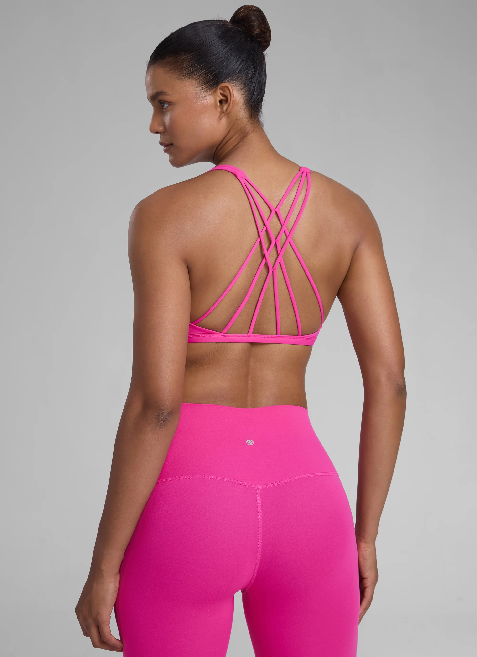 Nakedfeel Low Cut Strappy Bra (6 Straps) - Image 37