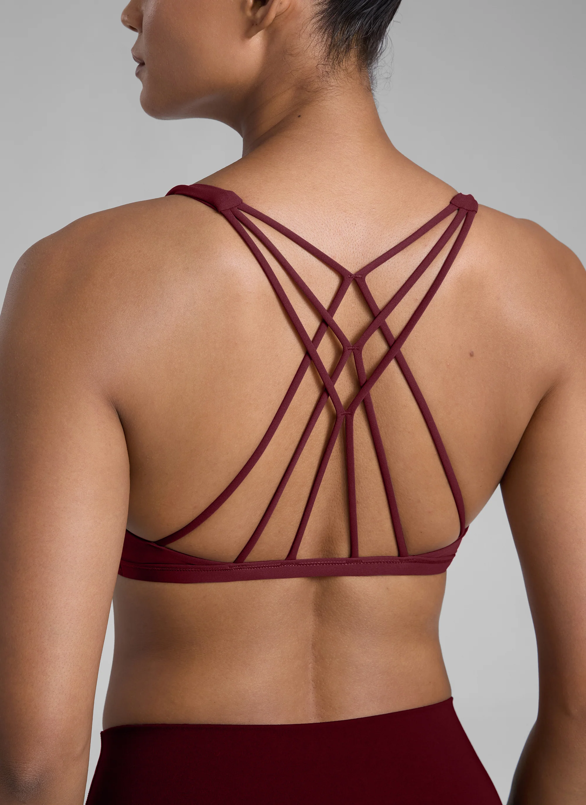 Nakedfeel Low Cut Strappy Bra (6 Straps) - Image 34