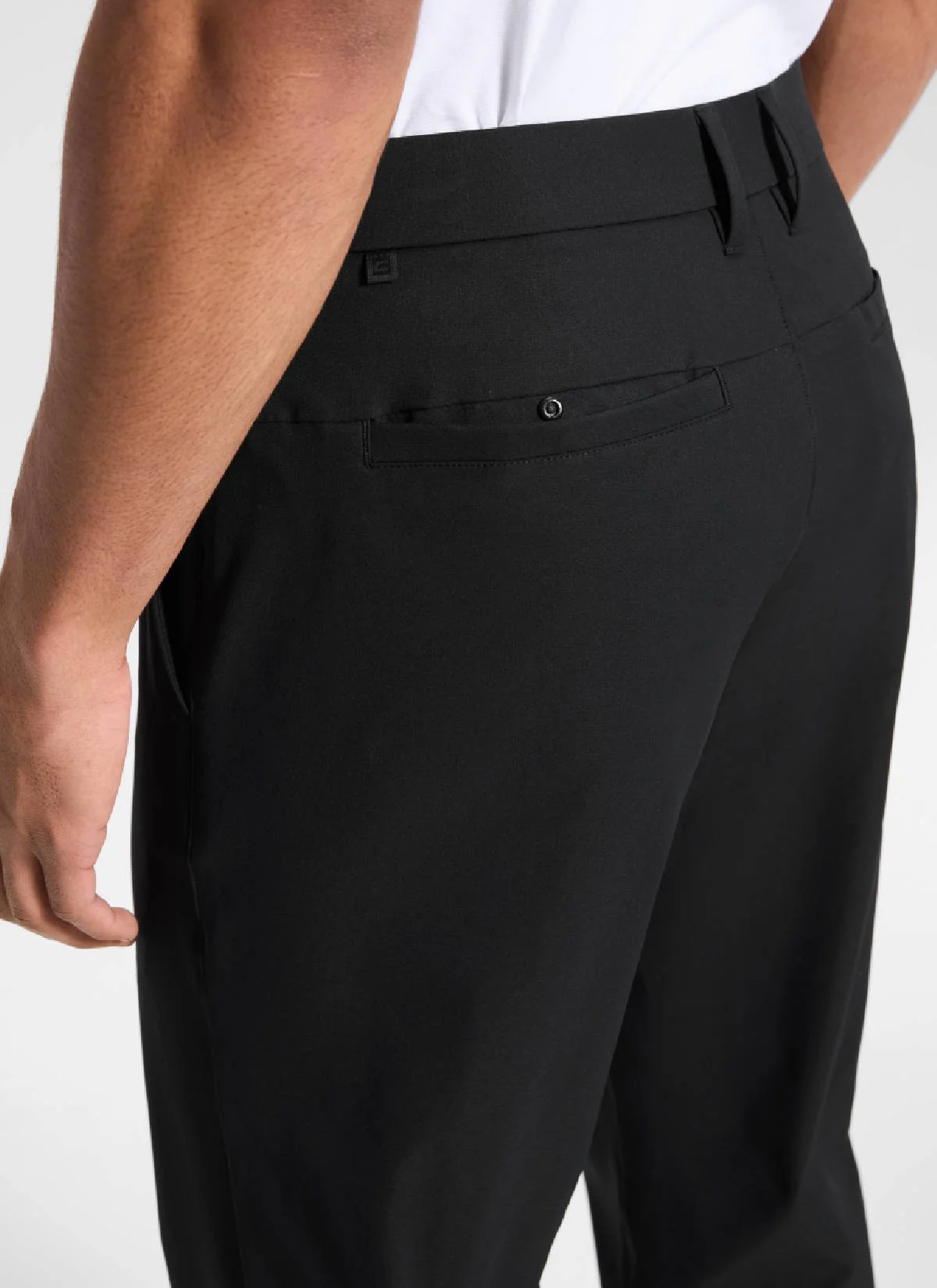 BreezeLite Golf Pocket Pant 32" - Image 5