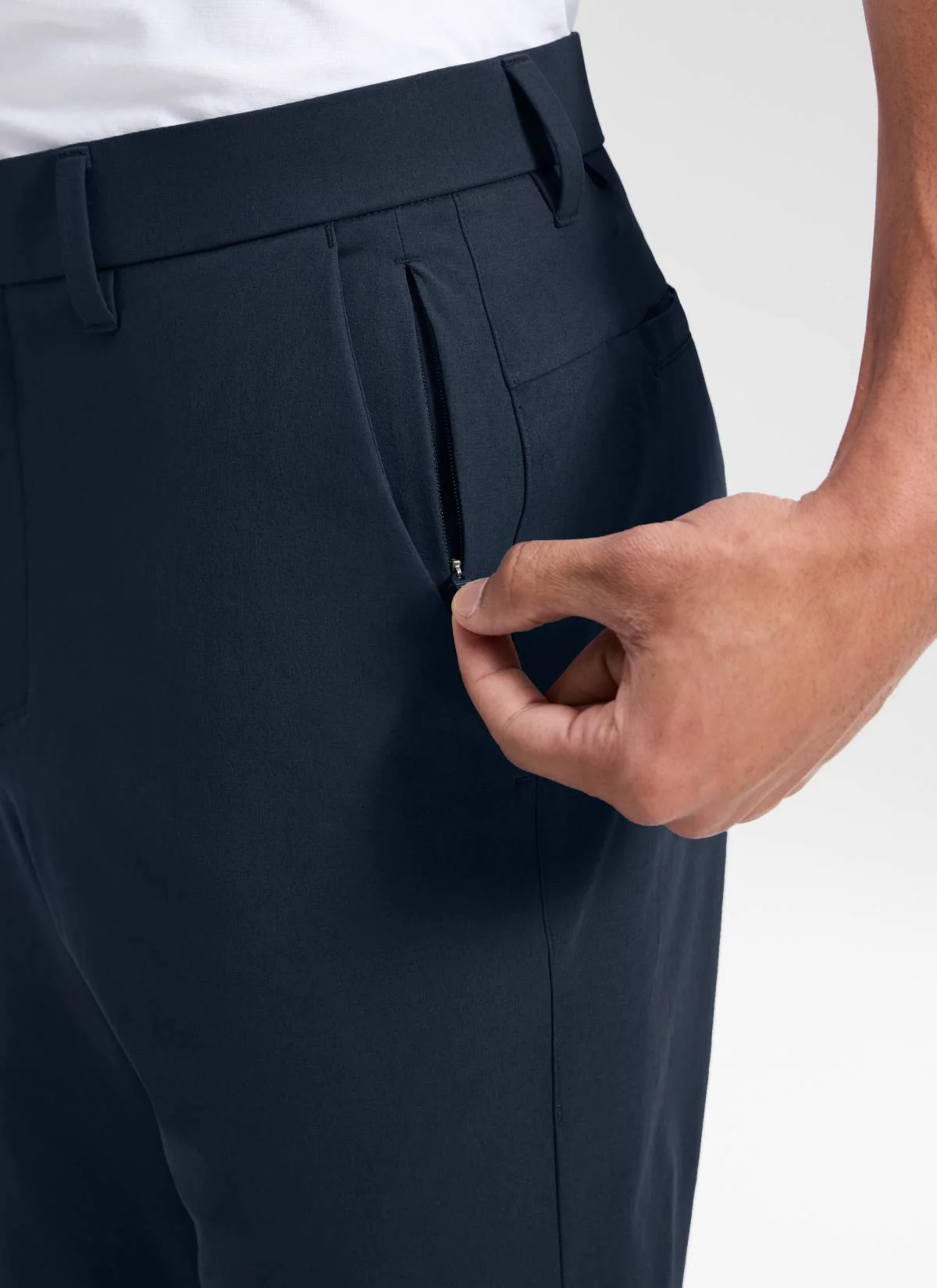 BreezeLite Golf Pocket Pant 32" - Image 9
