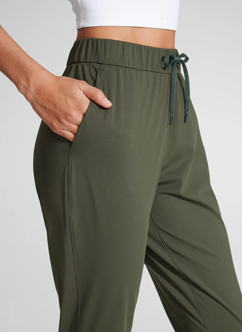 Stretch Drawstring 7/8 Pocket Pant 27'' - Image 9