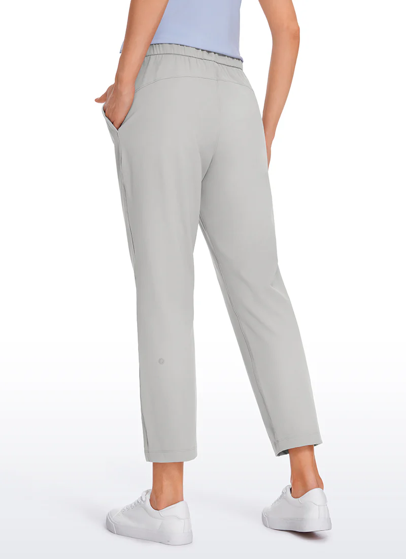 On the Travel Pocket Pant 25'' - Image 12