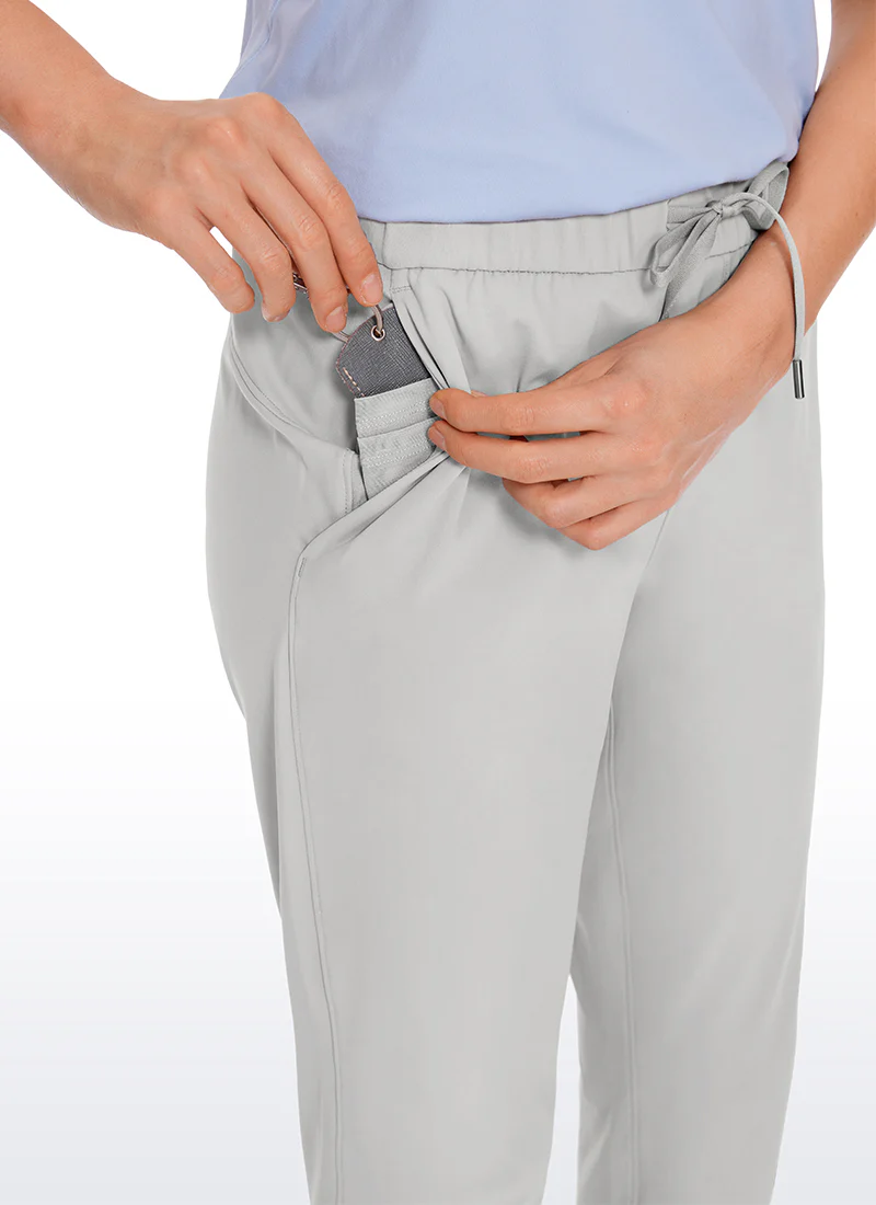 On the Travel Pocket Pant 25'' - Image 14