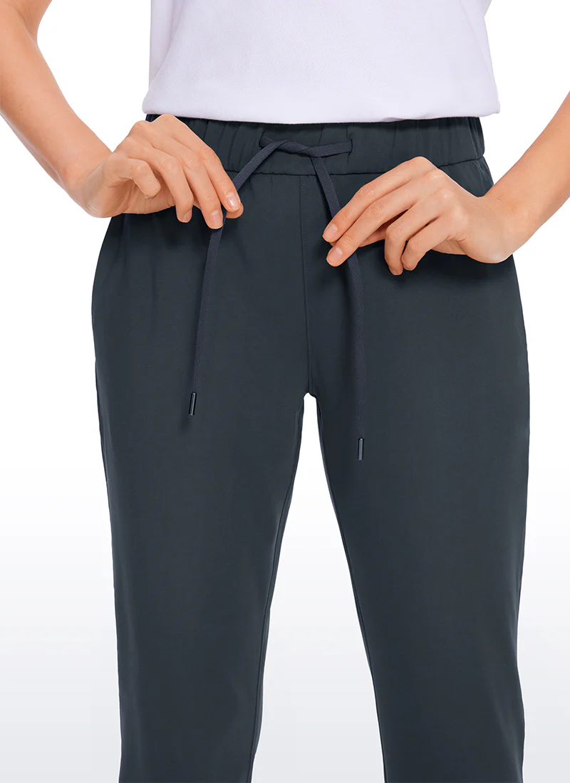 On the Travel Pocket Pant 25'' - Image 19