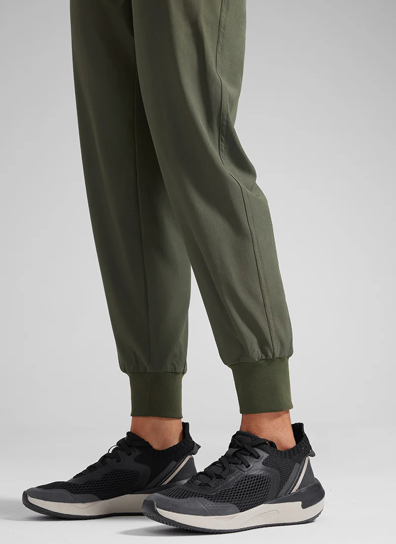 Feathery-Fit Drawstring Pocket Jogger 28'' - Image 13