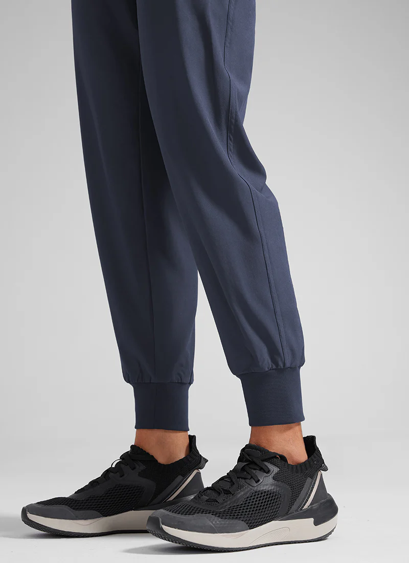 Feathery-Fit Drawstring Pocket Jogger 28'' - Image 23