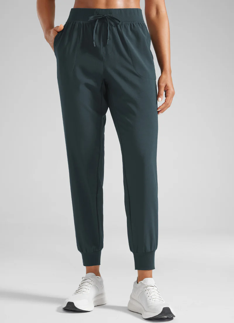 Feathery-Fit Drawstring Pocket Jogger 28'' - Image 26