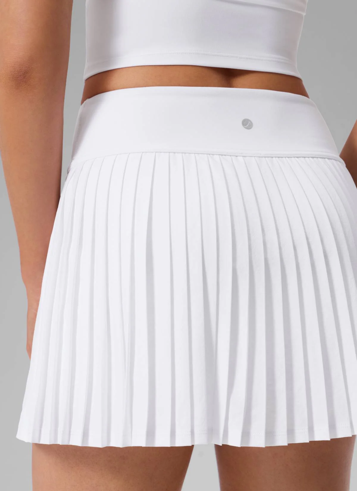 Dual-fabric Pleated Back Mini Tennis Skirt - Image 15