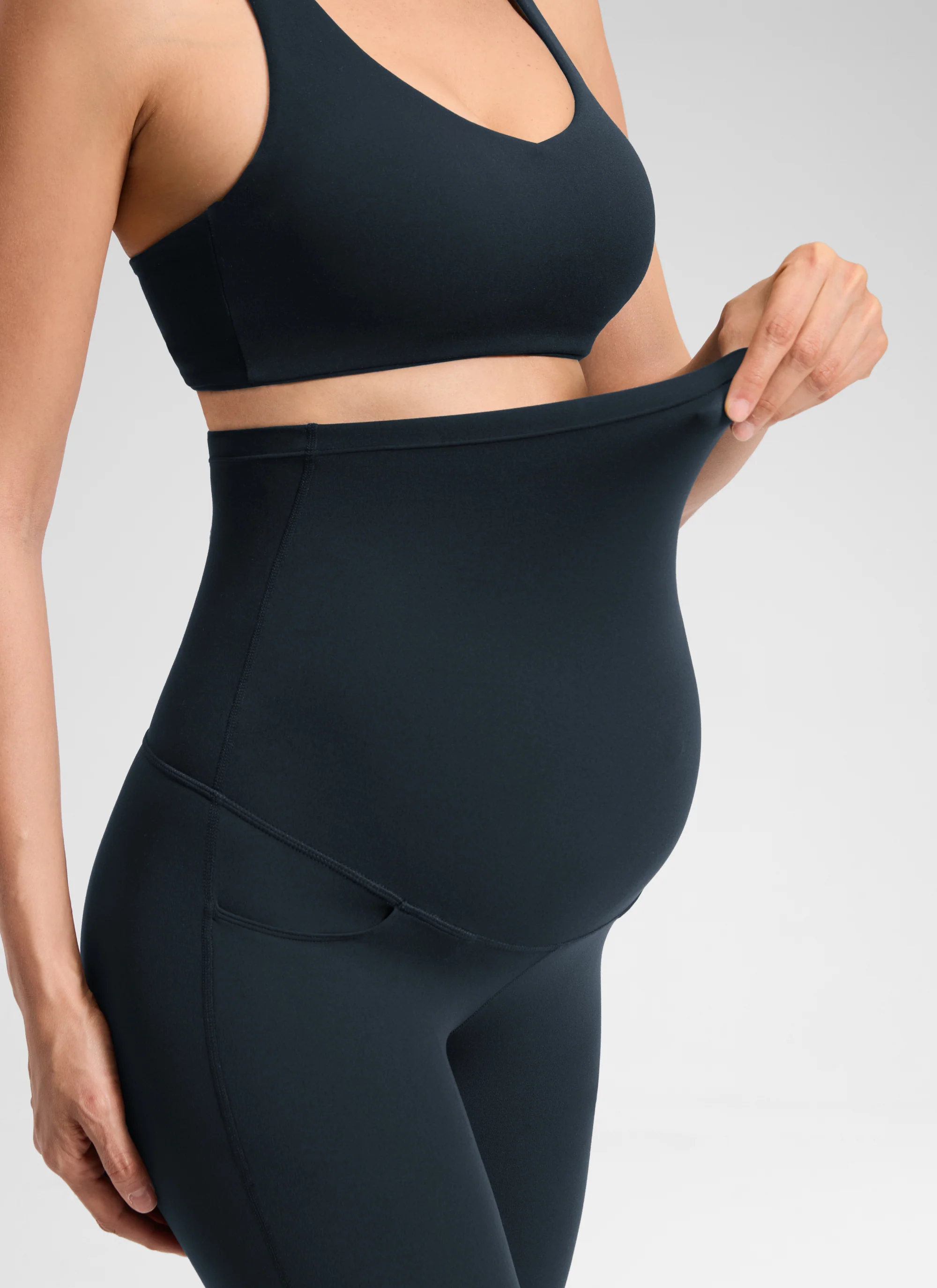 Butterluxe Maternity Flare Pocket Legging 29" - Image 10