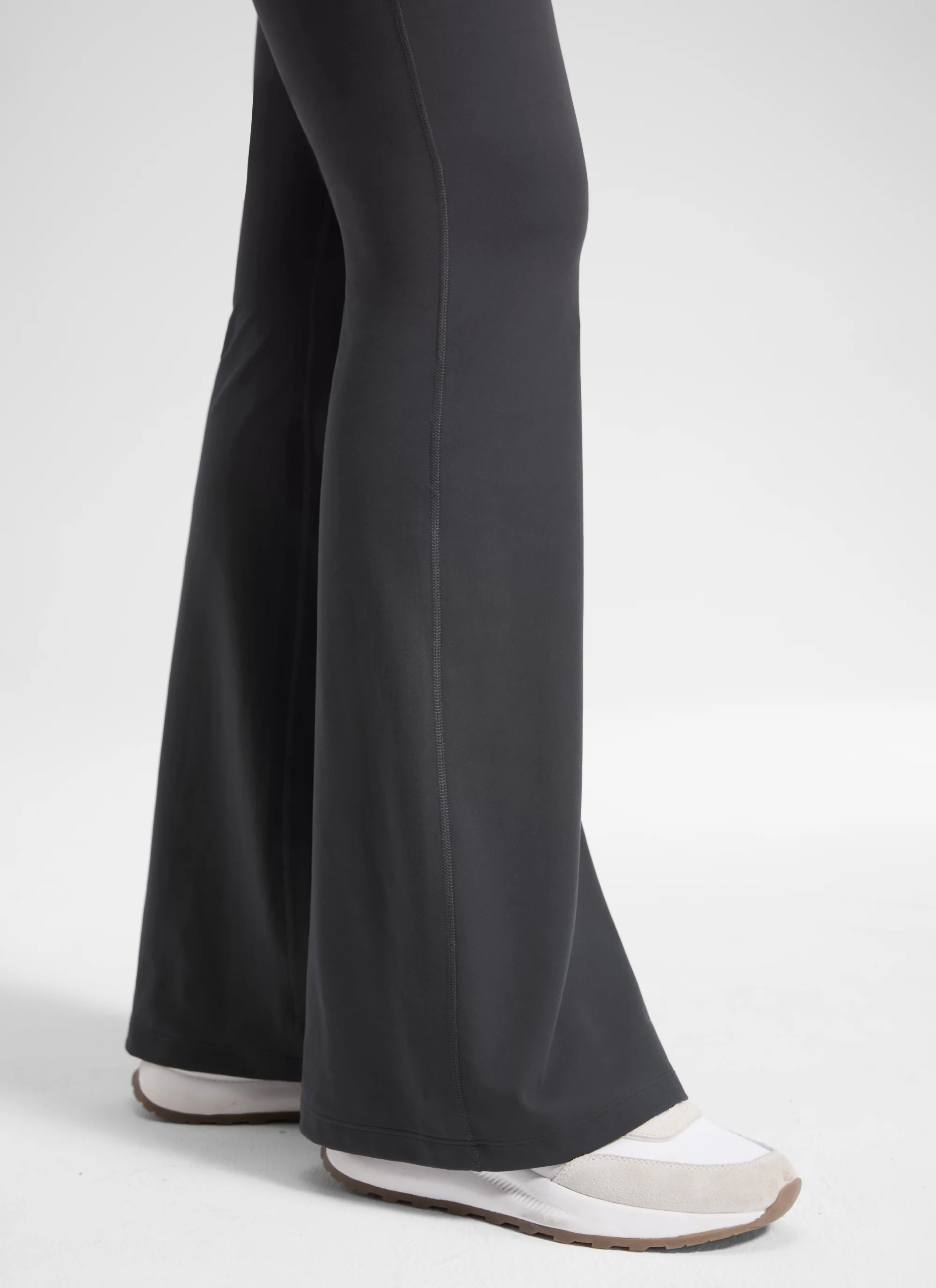 Butterluxe Maternity Flare Pocket Legging 29" - Image 21