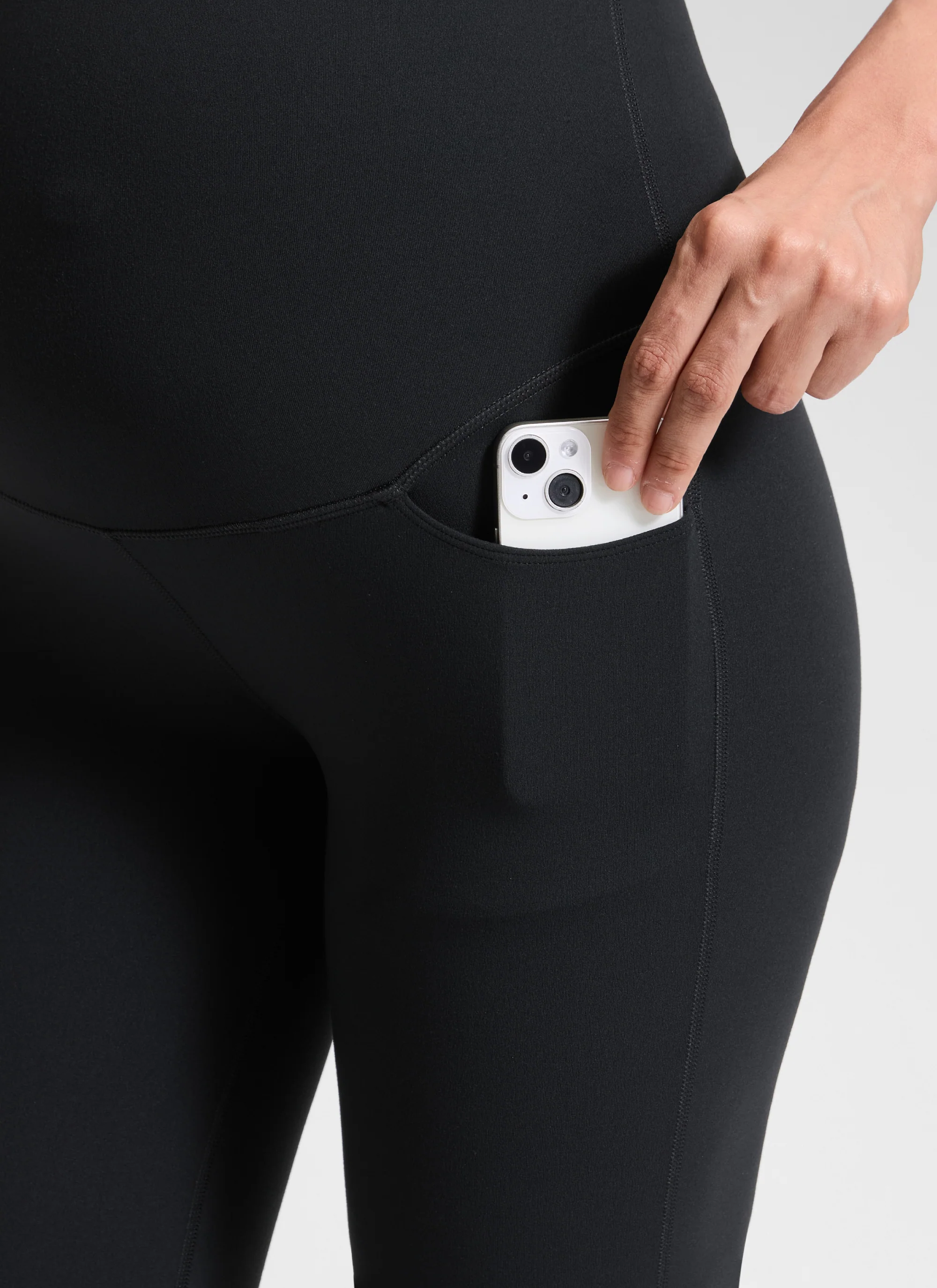 Butterluxe Maternity Flare Pocket Legging 29" - Image 4