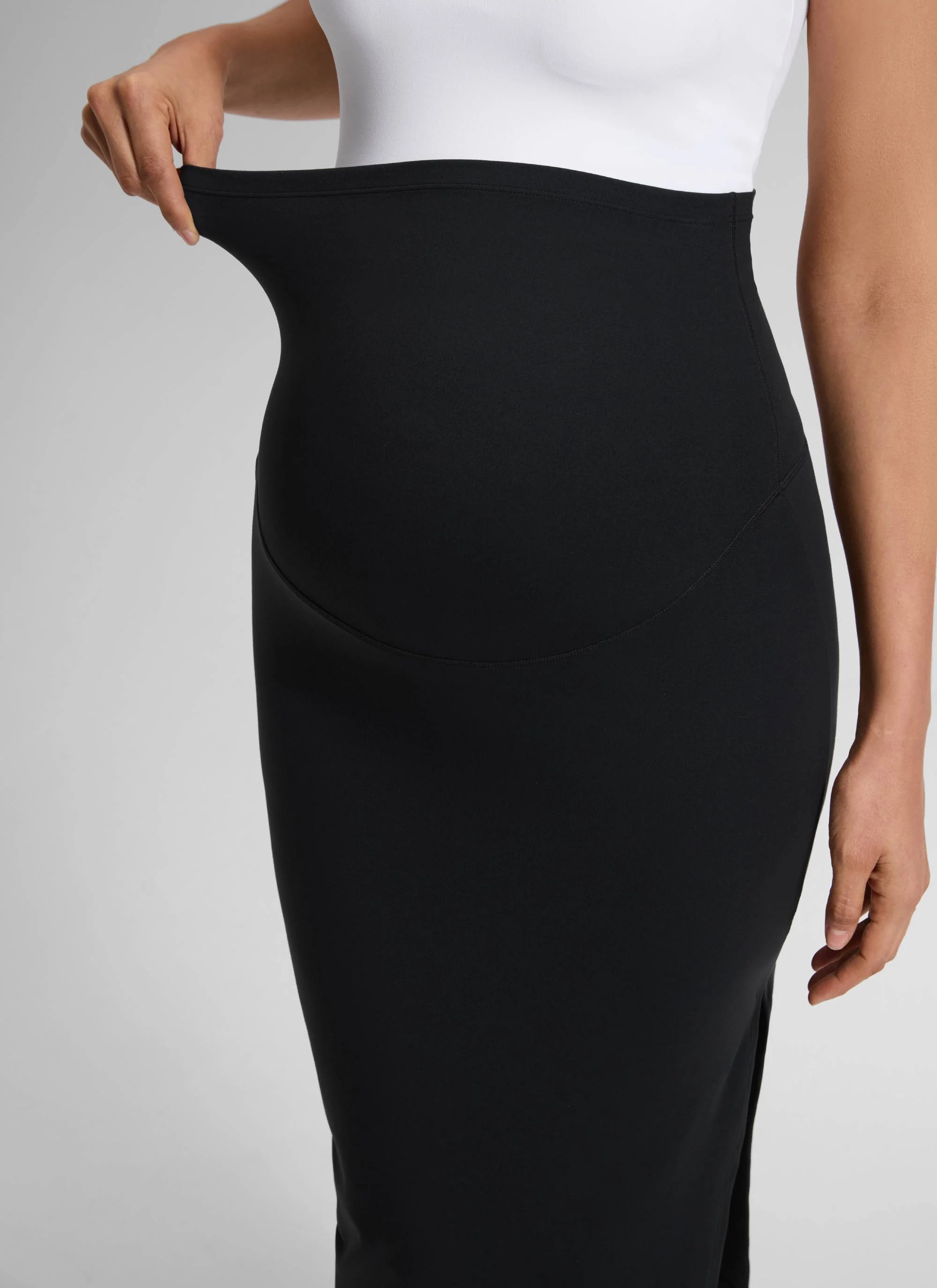 Butterluxe Maternity Midi Slit Skirt - Image 9